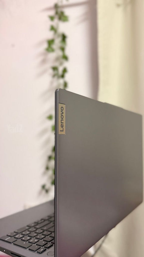 מחשב Lenovo ideapad slim 3 i5