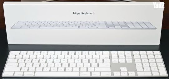 Apple Magic מקלדת (סגורה)