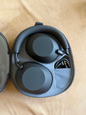אוזניות SONY WH-1000XM6