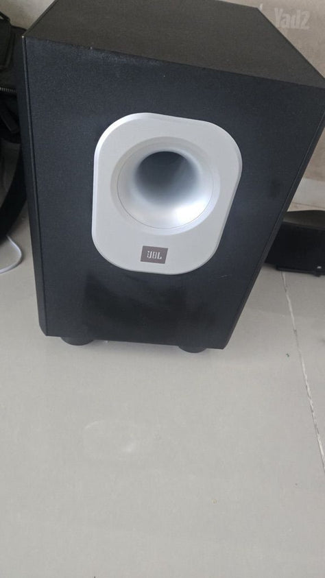 סאבוופר של JBL