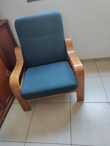 כורסא וינט׳ג