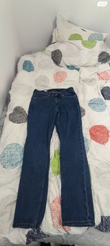ג׳ינס של levis גזרה slim