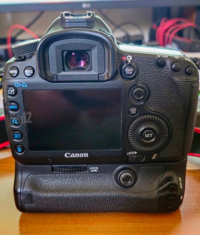 מצלמת DSLR CANON 5D MARK3