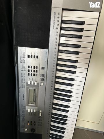 Yamaha psr e353