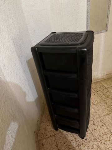 מגירות אחסון
