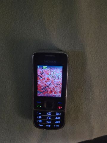 Nokia 2700 c-2