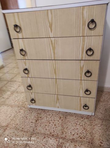 שידת מגרות