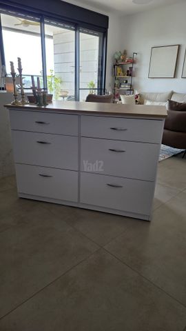 שולחן אי מטבח