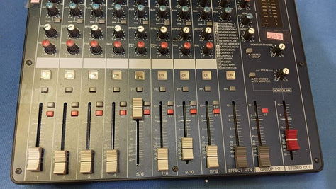 מיקסר-Yamaha MG124cx