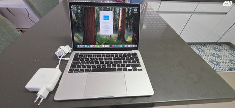MacBook Pro 13 inch M1