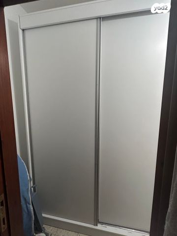 ארון בגדים