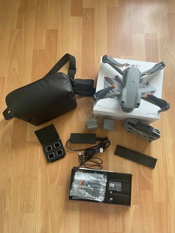 רחפן DJI Air 2S Fly More Combo