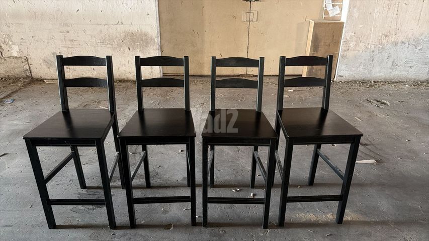 כיסאות בר 2=300ש"ח  4=400ש"ח