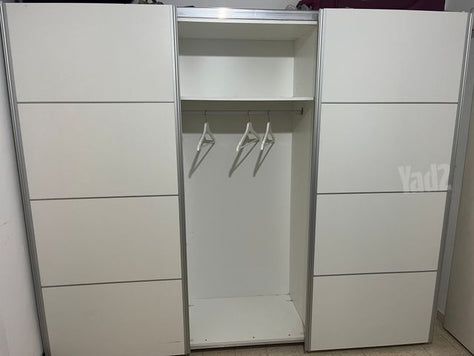 ארון הזזה