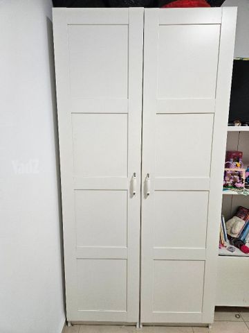 ארון  איקה