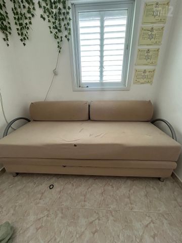 מיטה עם אחסון 80*190