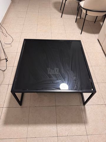 שולחן