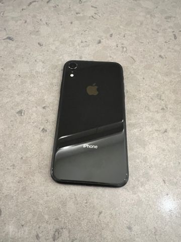 iPhone XR