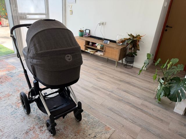 Cybex Priam 4 - במצב מעולה