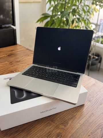 Apple MacBook Pro 14”