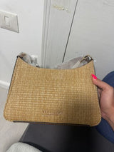 תיק GUESS