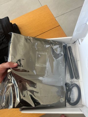 לוח אם B650 Gigabyte V2