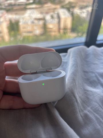 Airpods 4