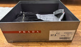 מגפונים Prada
