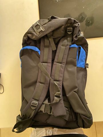 תיק טיולים 85L