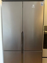 מקרר Electrolux