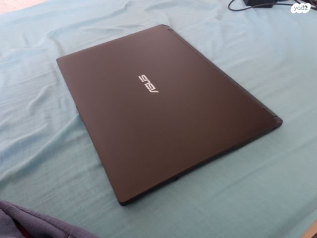 Asus Pro מקצועי