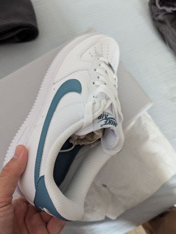 נעלי air force 42.5