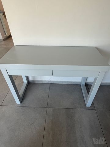 שולחן כתיבה