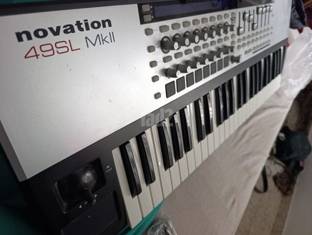 novation 49sl מקלדת שליטה
