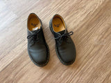 Dr Martens - נעלי דר מרטינס