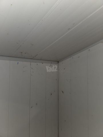 מחסן אגוז ענק 240X350