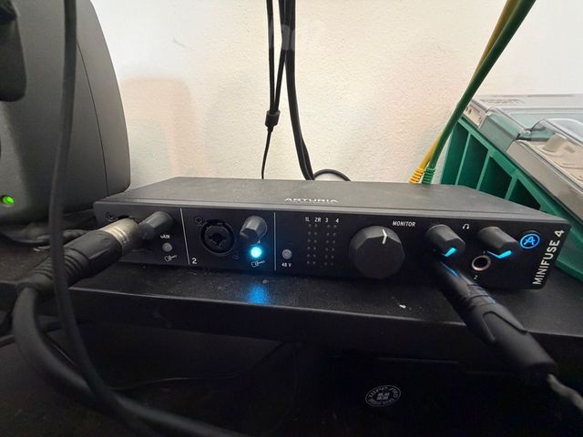 כרטיס קול minifuse 4