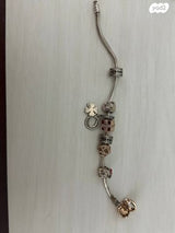 Pandora עם צ׳ארמס