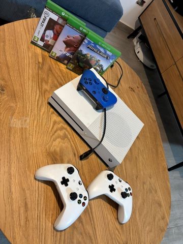 Xbox one s 1000 gb