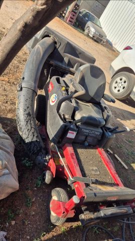 טרקטור דשא TORO