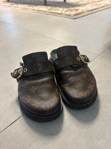 LV cozy flat comfort clog