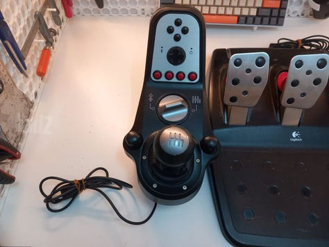 הגה מרוצים Logitech G25