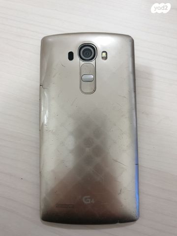 שלושה LG G4