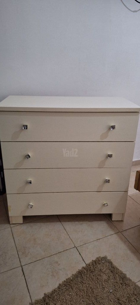 שידת החתלה