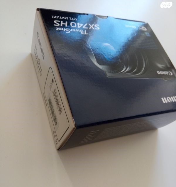 מצלמת קנון SX740 HS