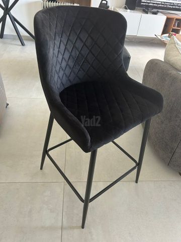 2 כיסאות בר