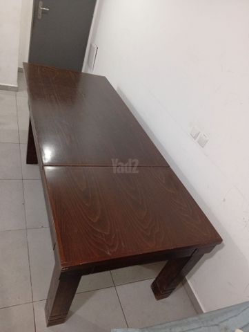 שולחן אוכל