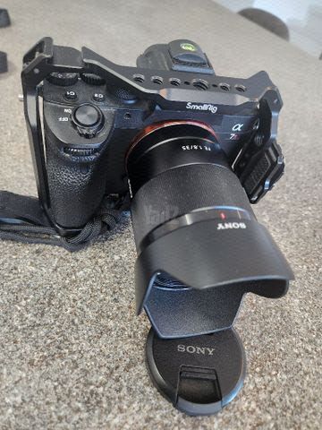 עדשת  Sony 35mm f1.8