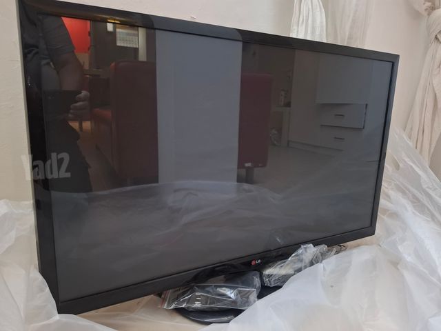 מסך 42  LG