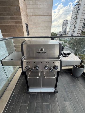 Broil King Baron S490